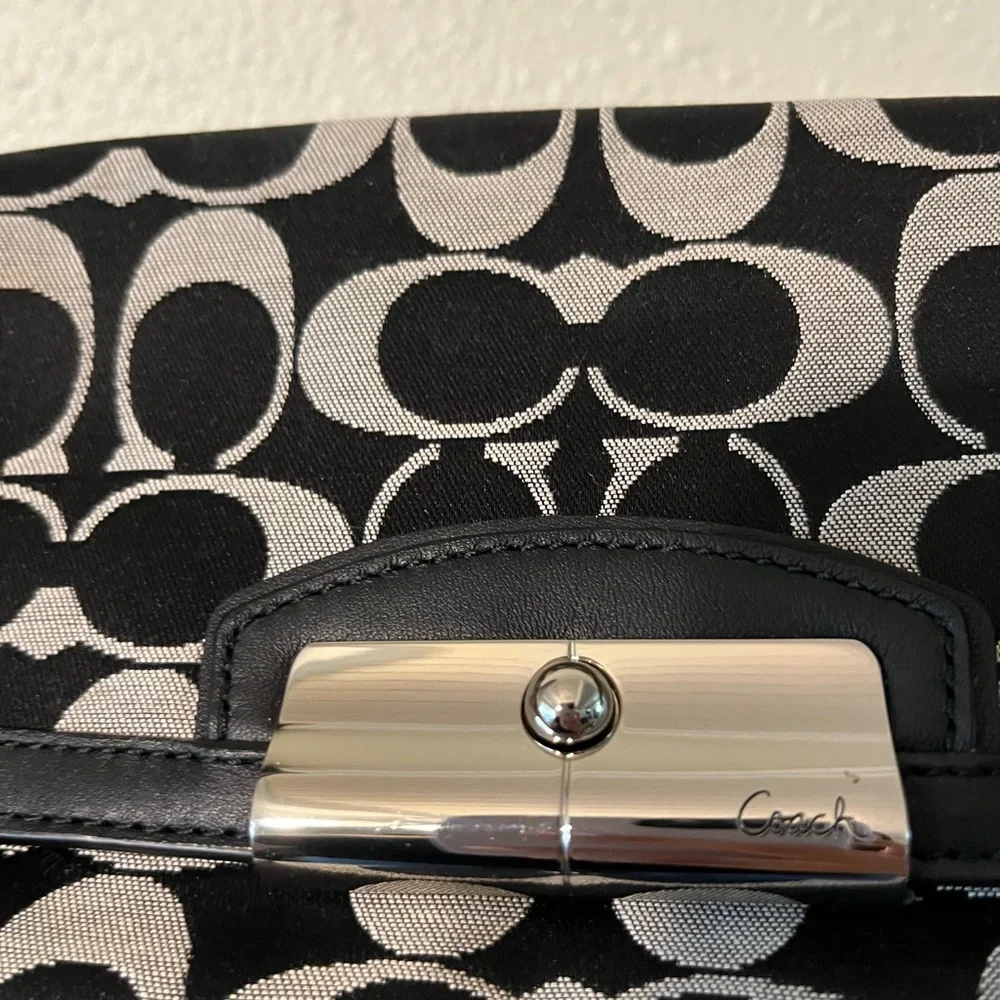 Coach Black and Gray Patterned Wristlet - Picture 4 of 6